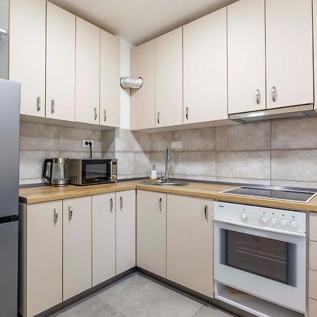 Sari City Center Apartment โนวีซาด ภายนอก รูปภาพ